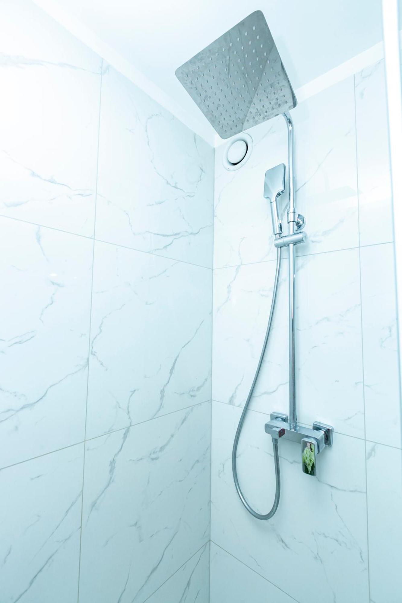 Apartment Batorego 18 - Yellow - Stacja Metra 300m - Underground Station 300m - Better